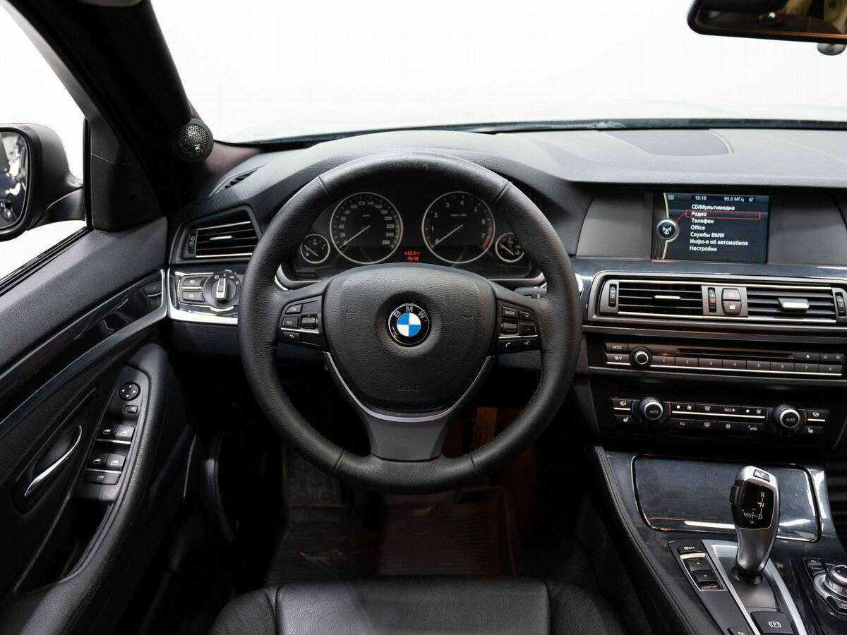 Купить BMW 5 серии 528i, 2012, 204 087 км, фото №14