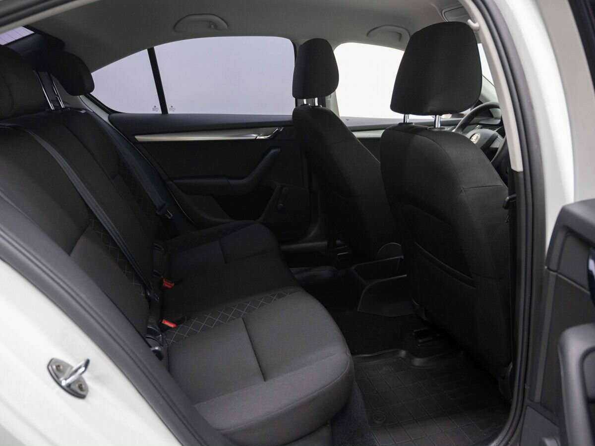 Купить Skoda Octavia, 2017, 59 000 км, фото №10