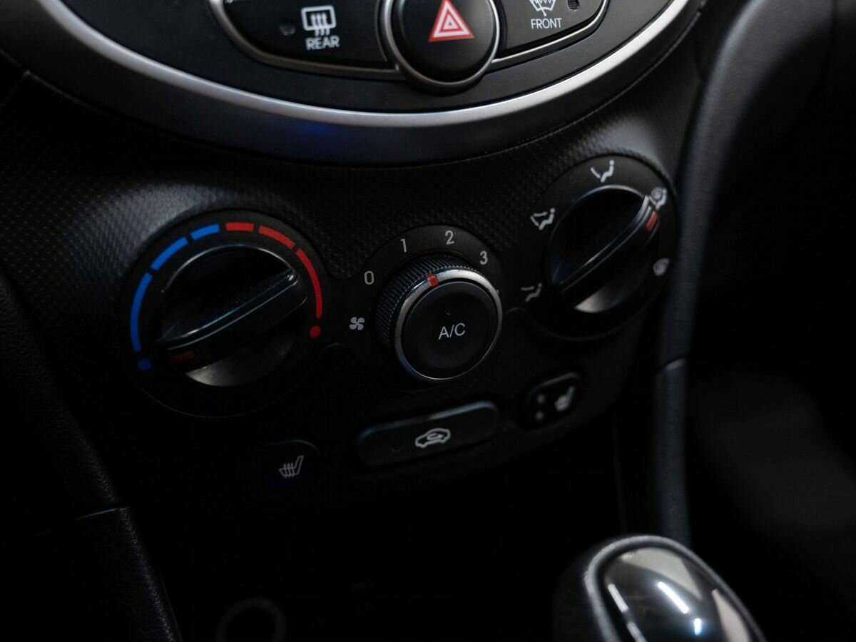 Купить Hyundai Solaris, 2014, 111 500 км, фото №19