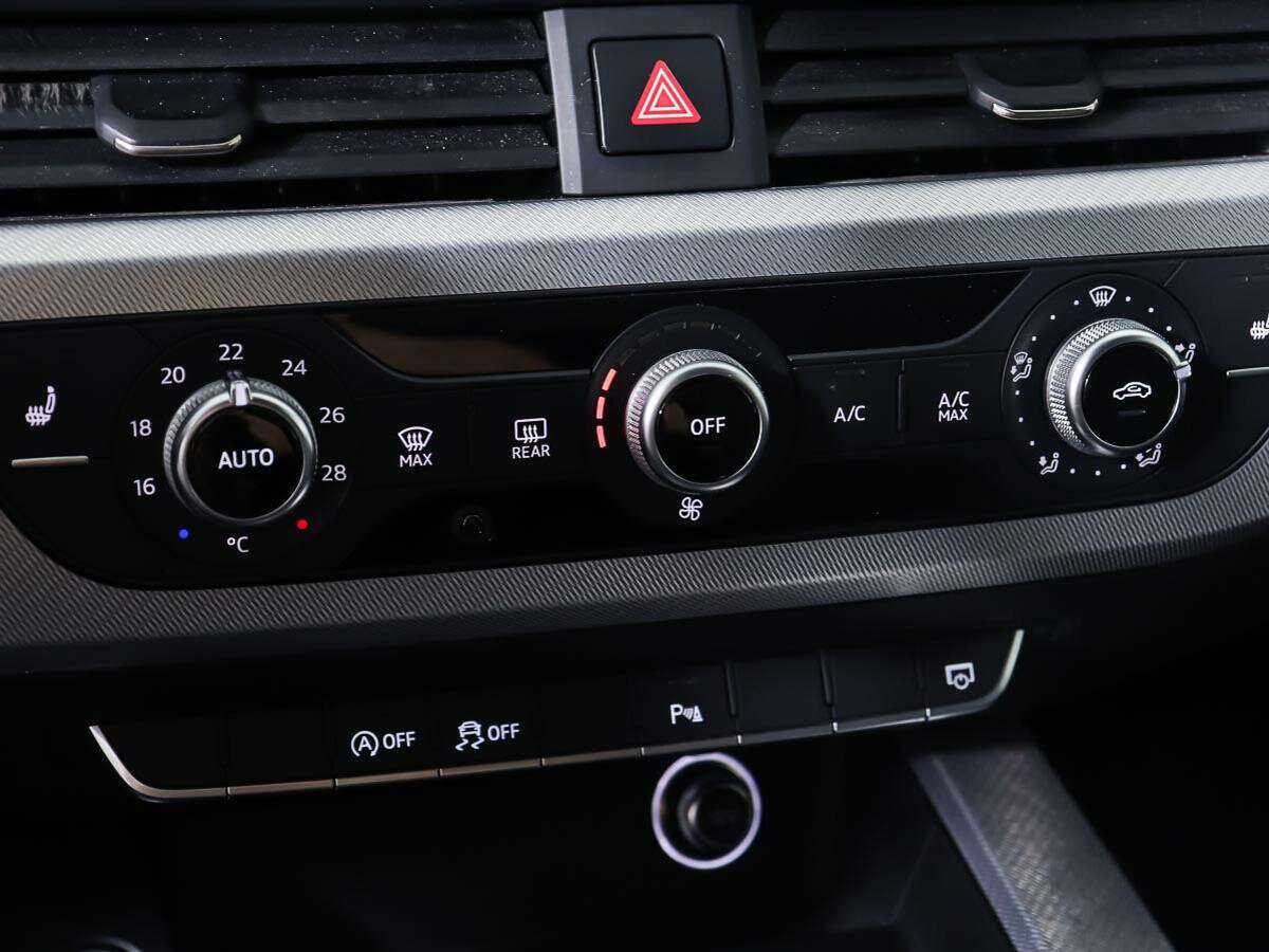 Купить Audi A4, 2015, 98 000 км, фото №16