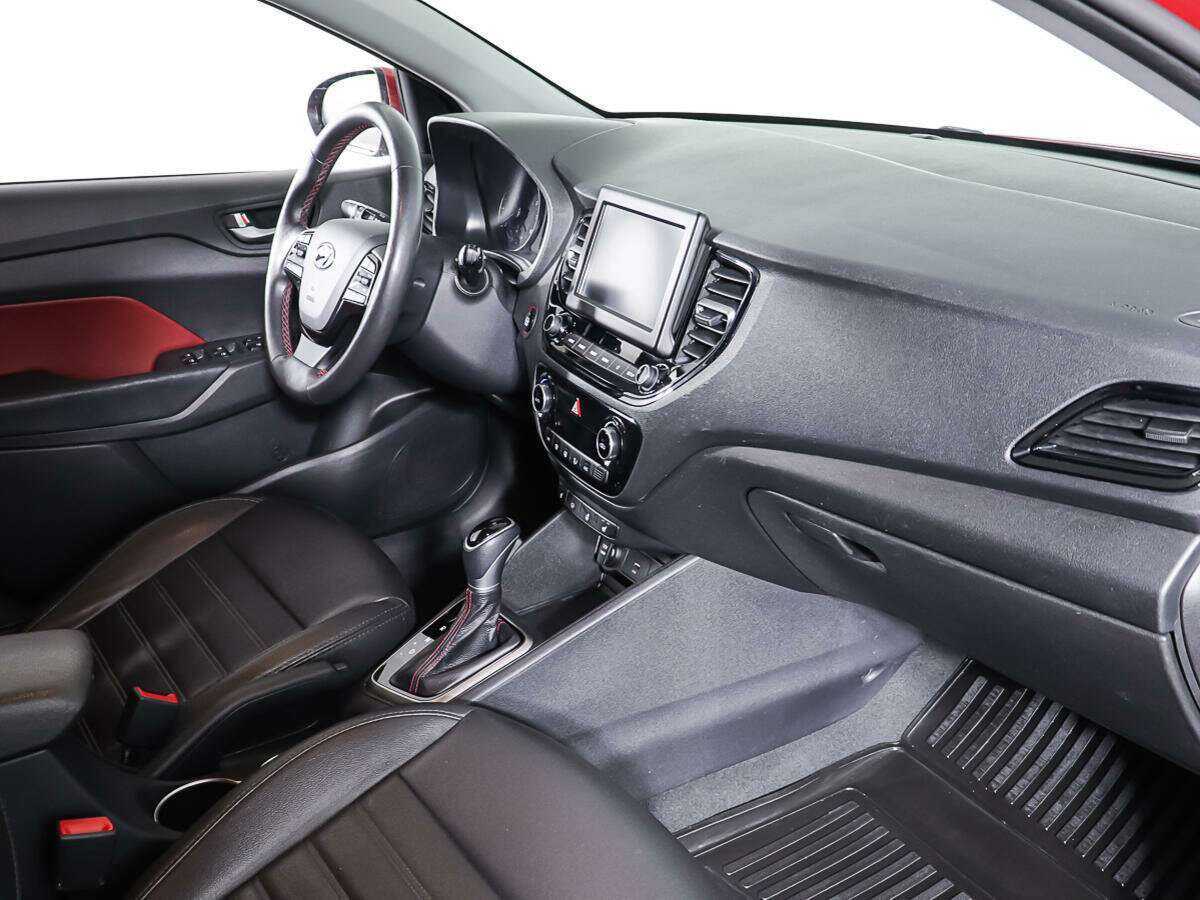 Купить Hyundai Solaris, 2020, 81 352 км, фото №9