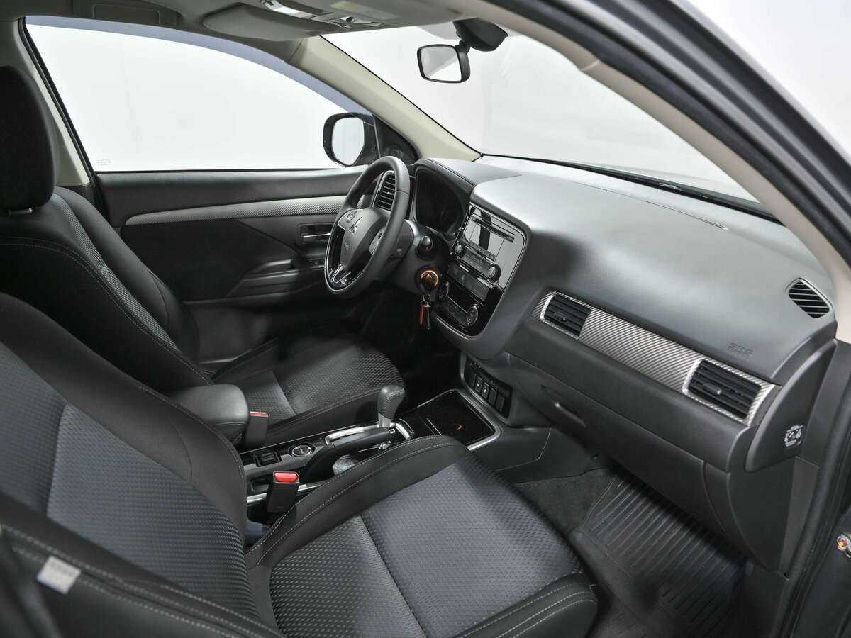 Купить Mitsubishi Outlander, 2018, 114 000 км, фото №17