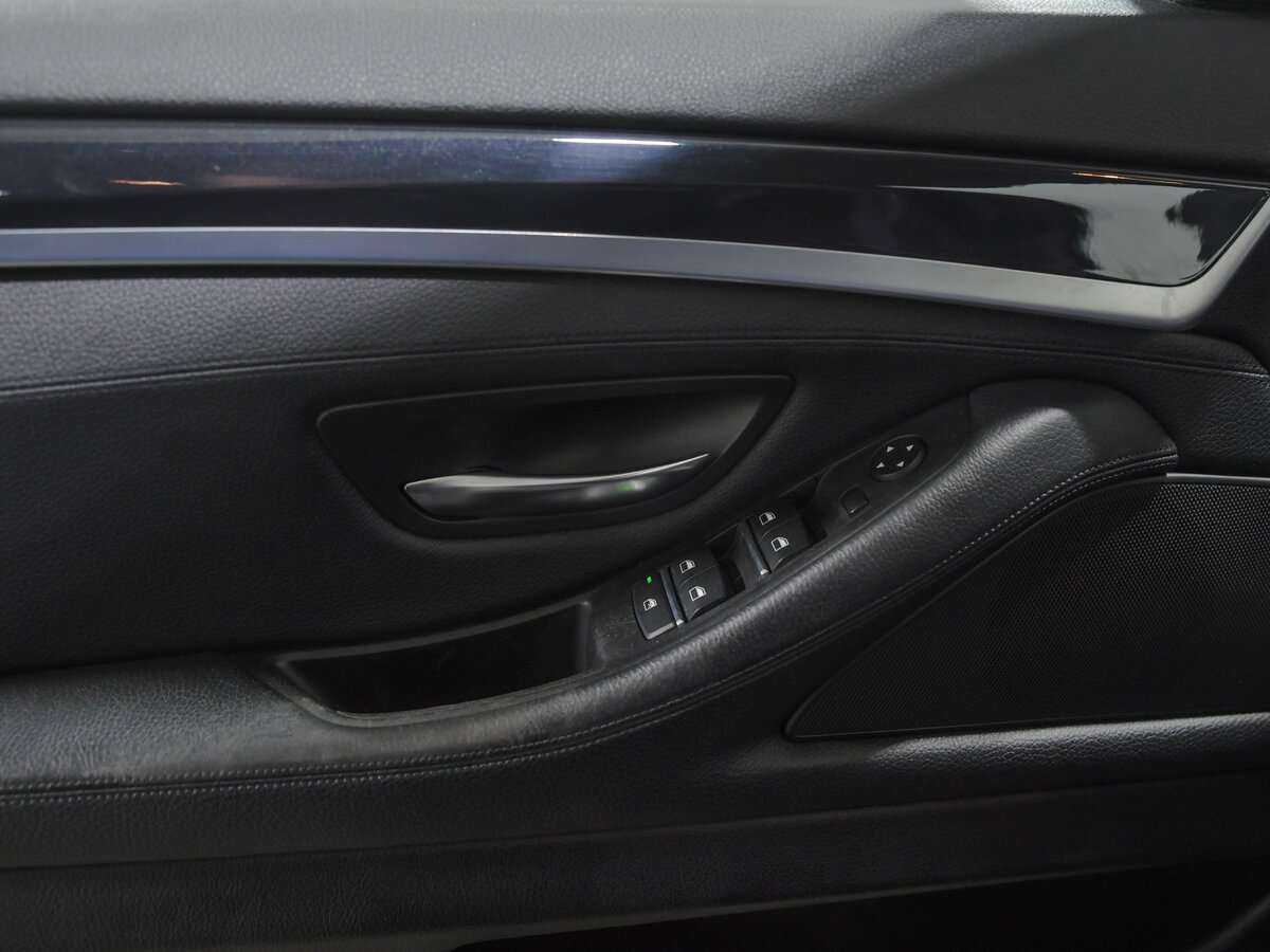 Купить BMW 5 серии 528i xDrive, 2013, 198 837 км, фото №11