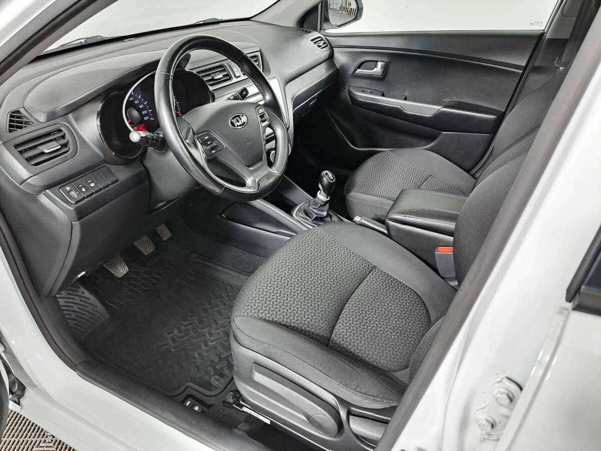 Купить Kia Rio, 2017, 85 102 км, фото №14