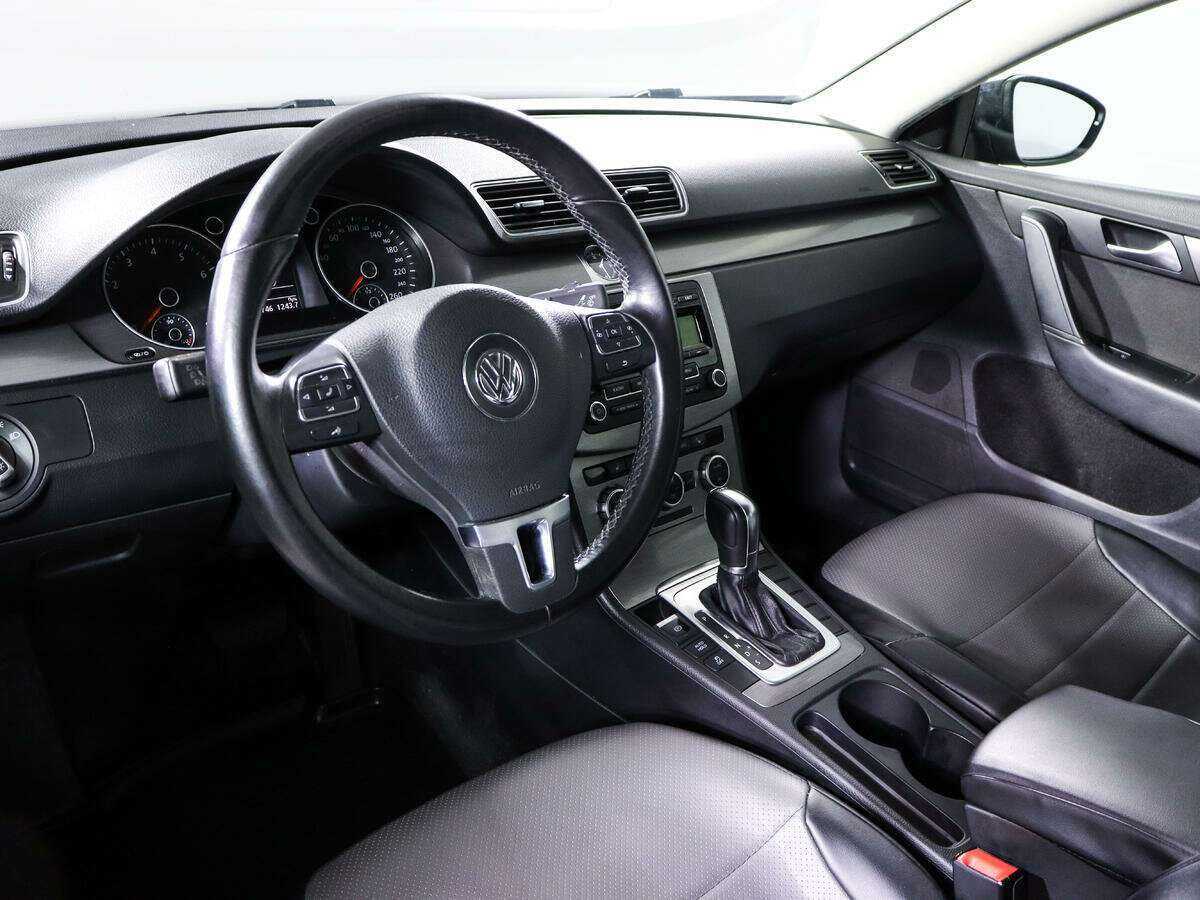 Купить Volkswagen Passat, 2014, 102 744 км, фото №12