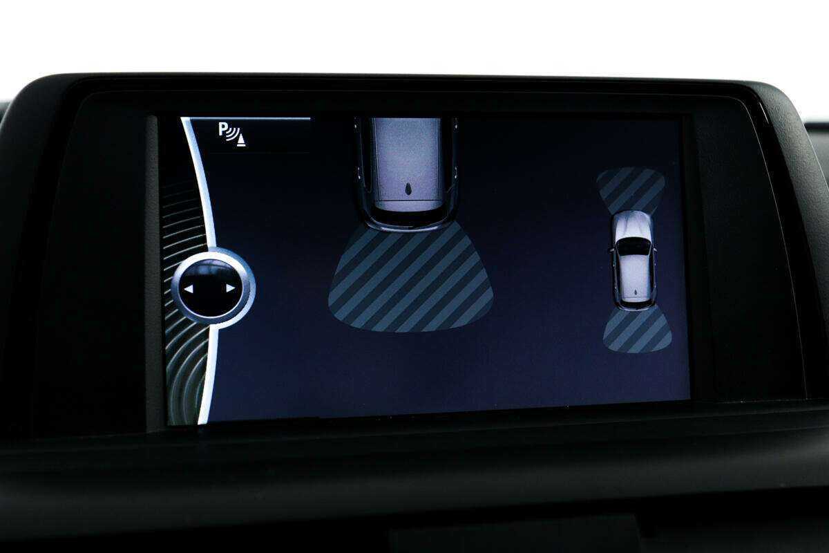 Купить BMW 1 серии 116i, 2012, 98 135 км, фото №14