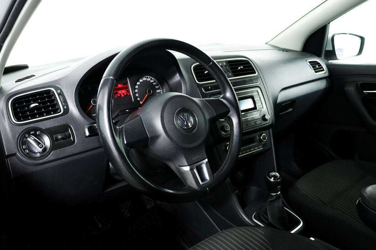 Купить Volkswagen Polo, 2012, 140 658 км, фото №13