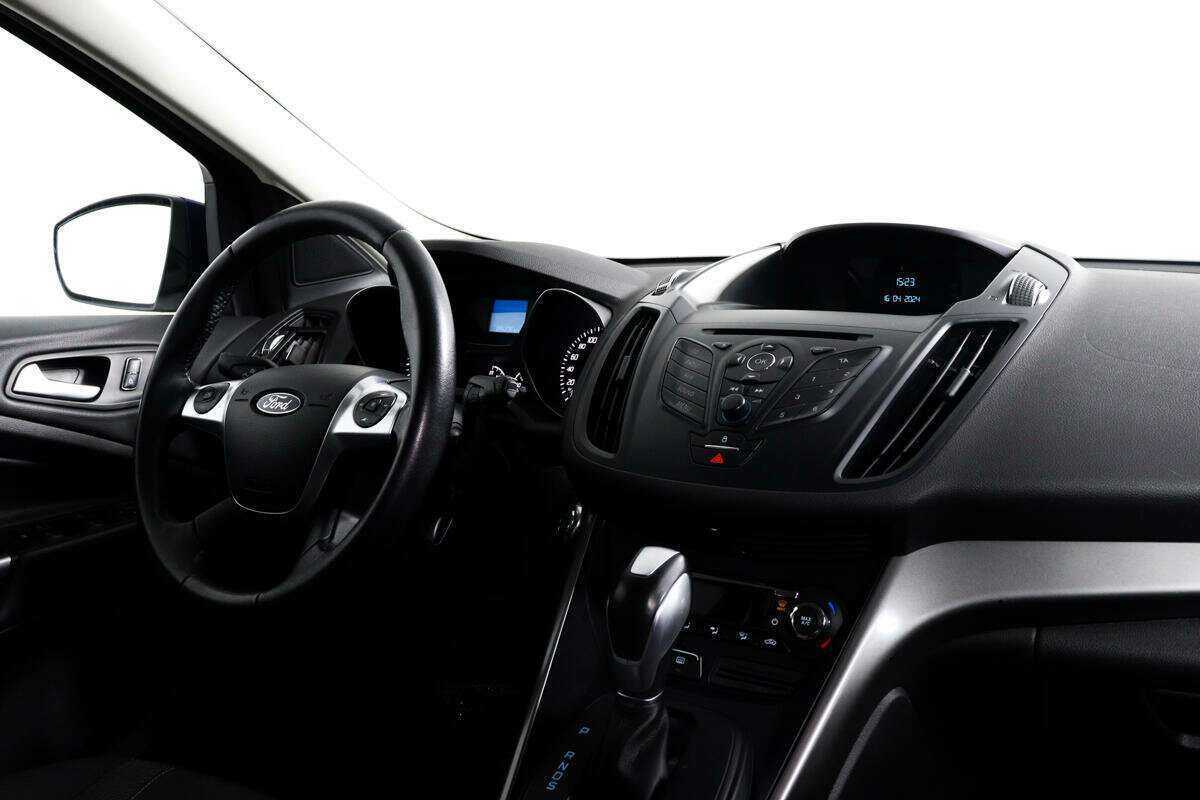 Купить Ford Kuga, 2015, 96 231 км, фото №9