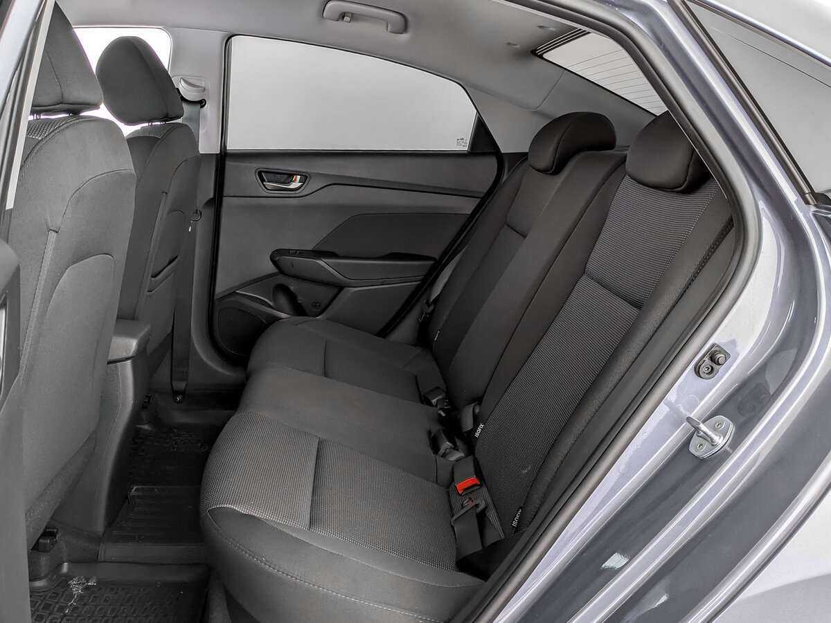 Купить Hyundai Solaris, 2018, 45 187 км, фото №10