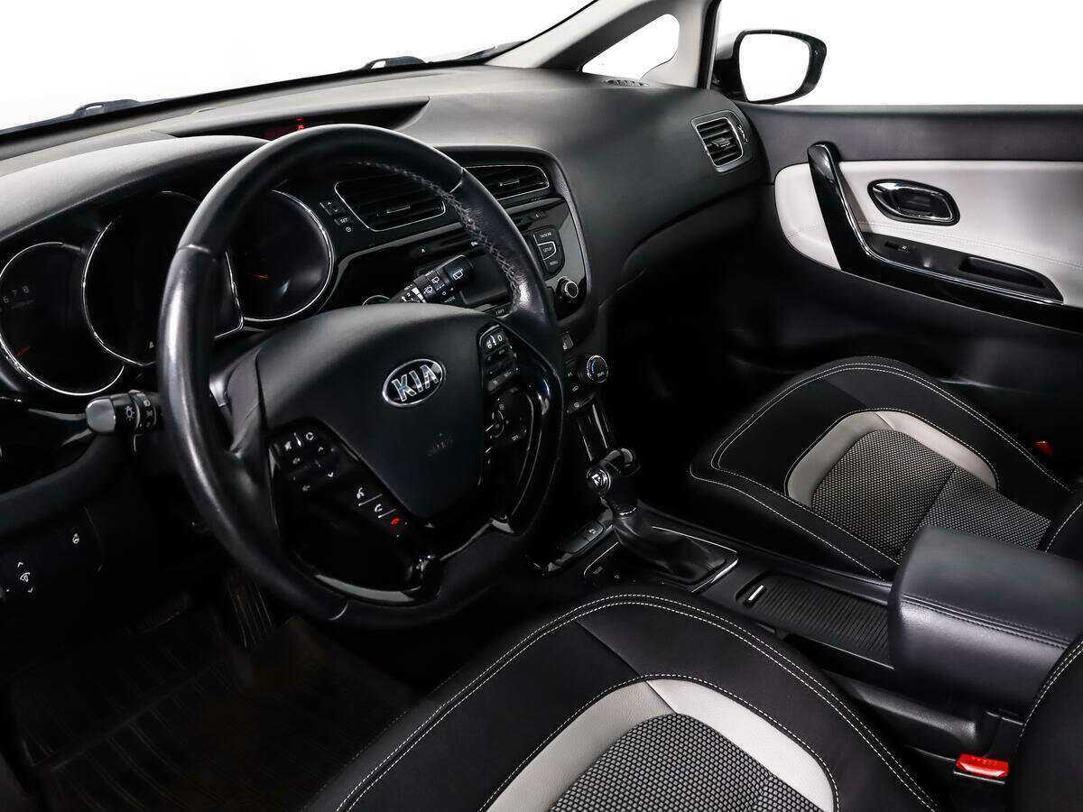 Купить Kia Ceed, 2013, 117 861 км, фото №9
