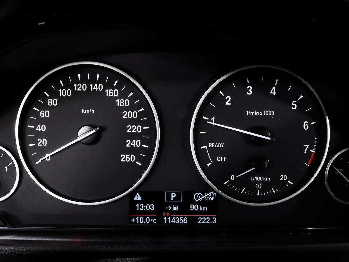 Купить BMW 3 серии 318i, 2015, 114 354 км, фото №21