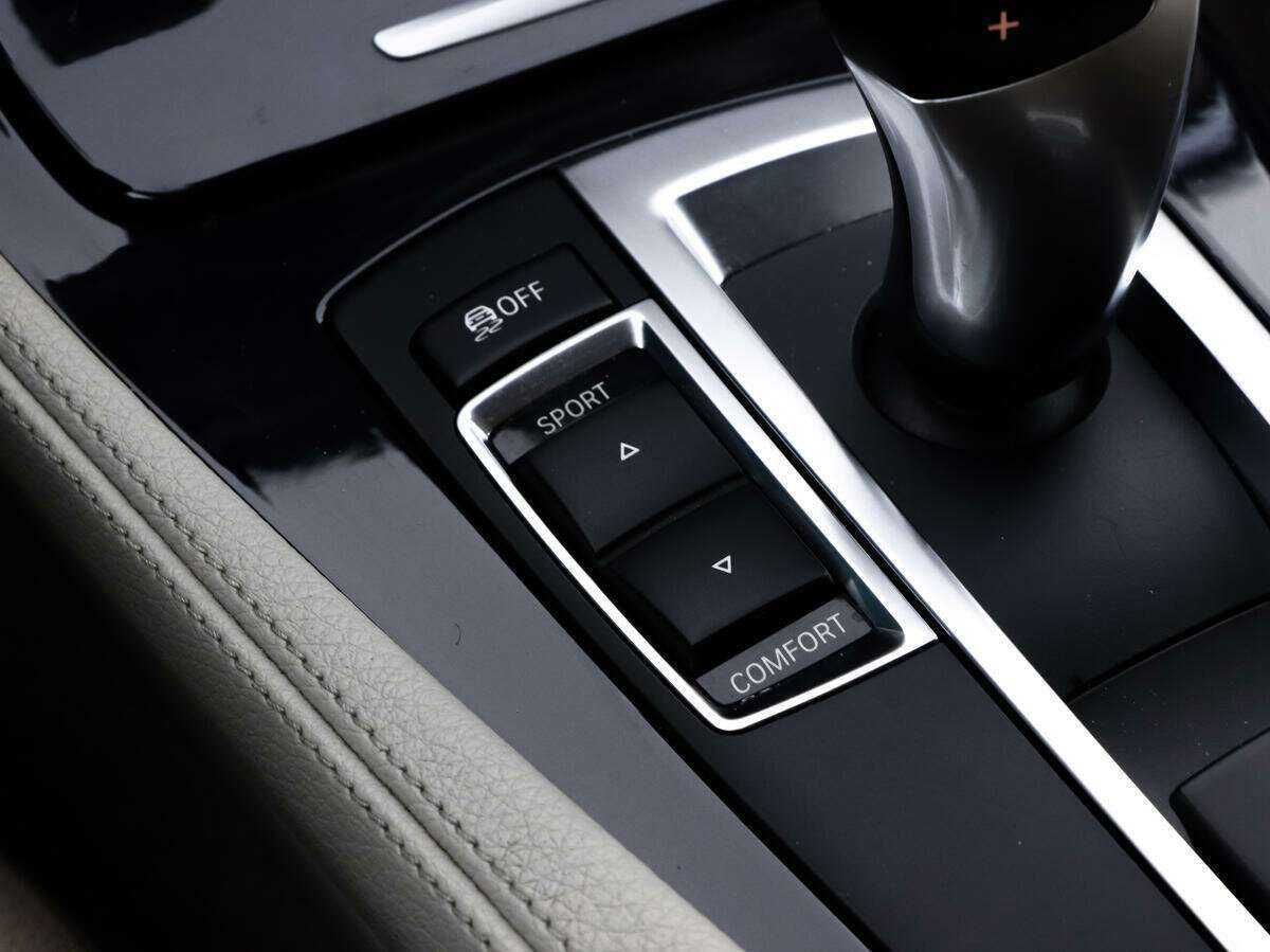 Купить BMW 5 серии 520i, 2012, 190 000 км, фото №20