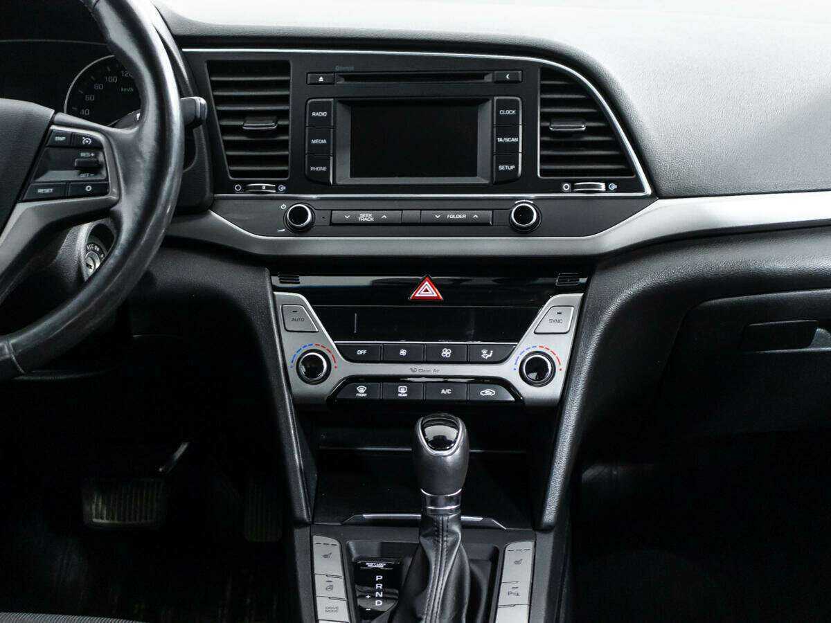 Купить Hyundai Elantra, 2017, 132 447 км, фото №14