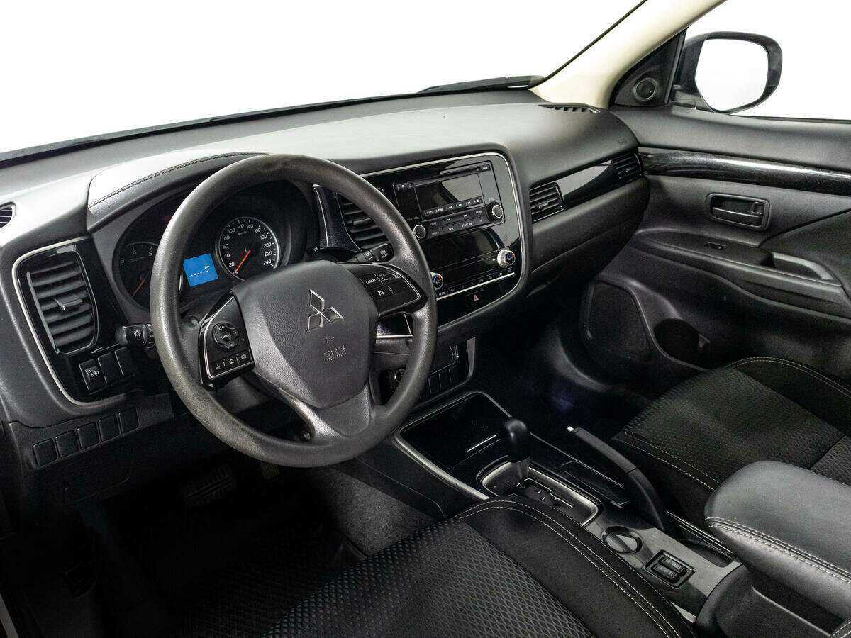 Купить Mitsubishi Outlander, 2020, 84 000 км, фото №11