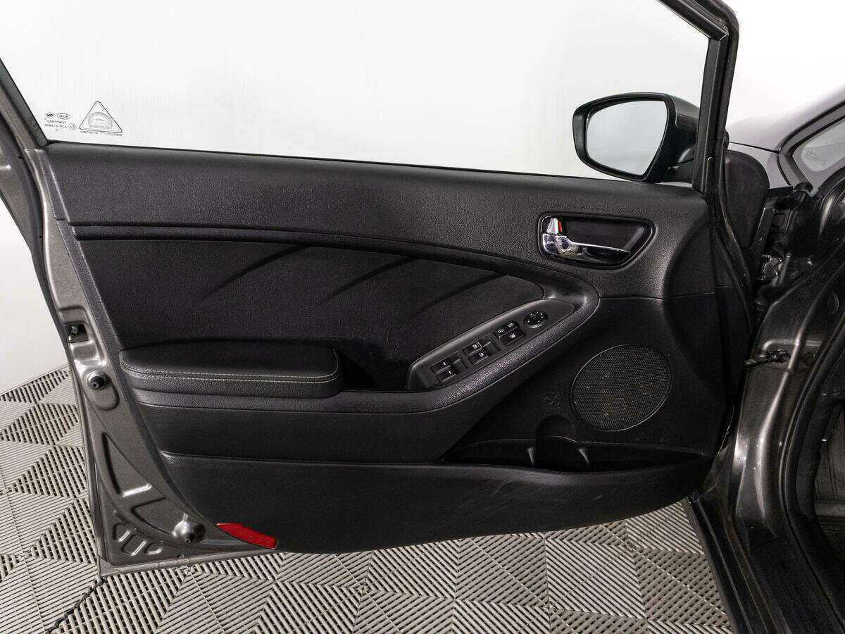 Купить Kia Cerato, 2019, 108 000 км, фото №24