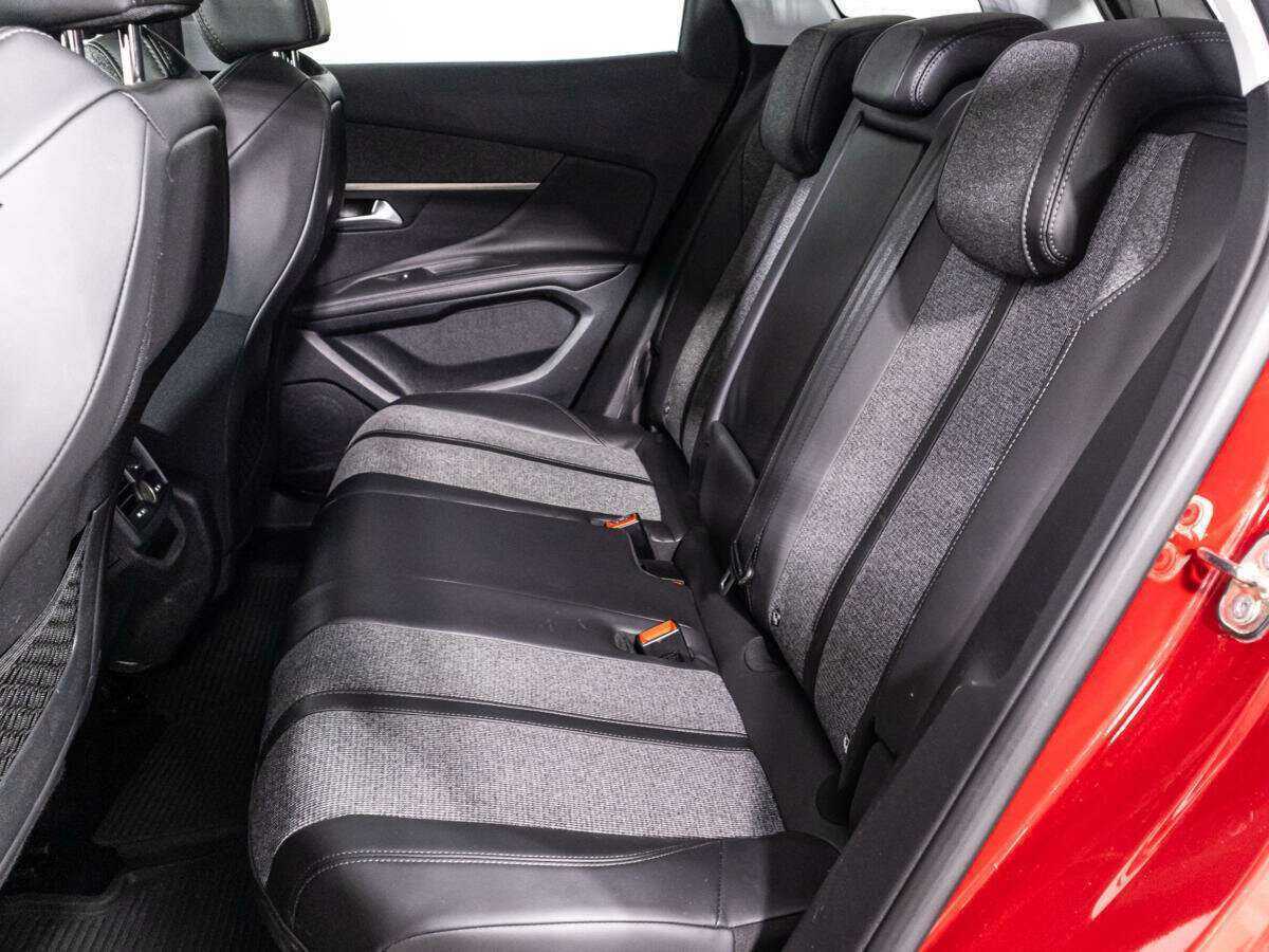 Купить Peugeot 3008, 2018, 108 934 км, фото №10