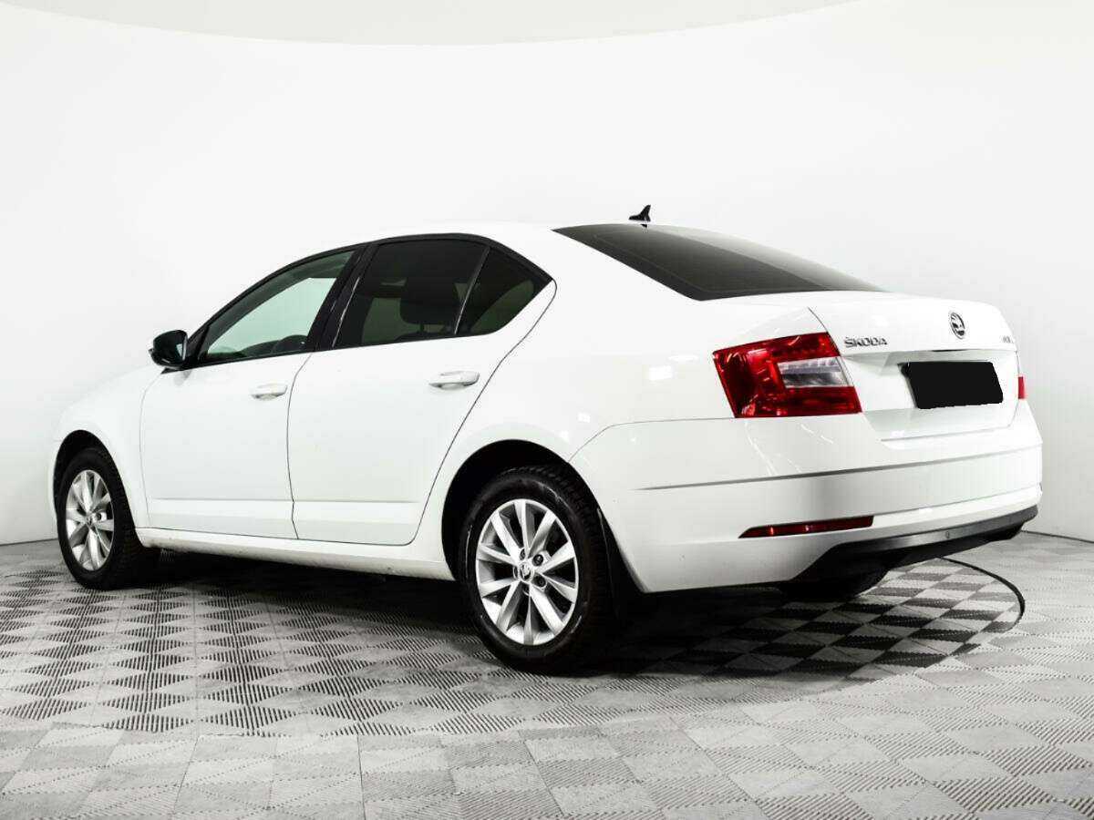 Купить Skoda Octavia, 2017, 122 592 км, фото №5