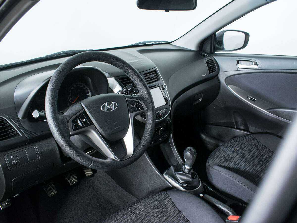 Купить Hyundai Solaris, 2014, 61 500 км, фото №13