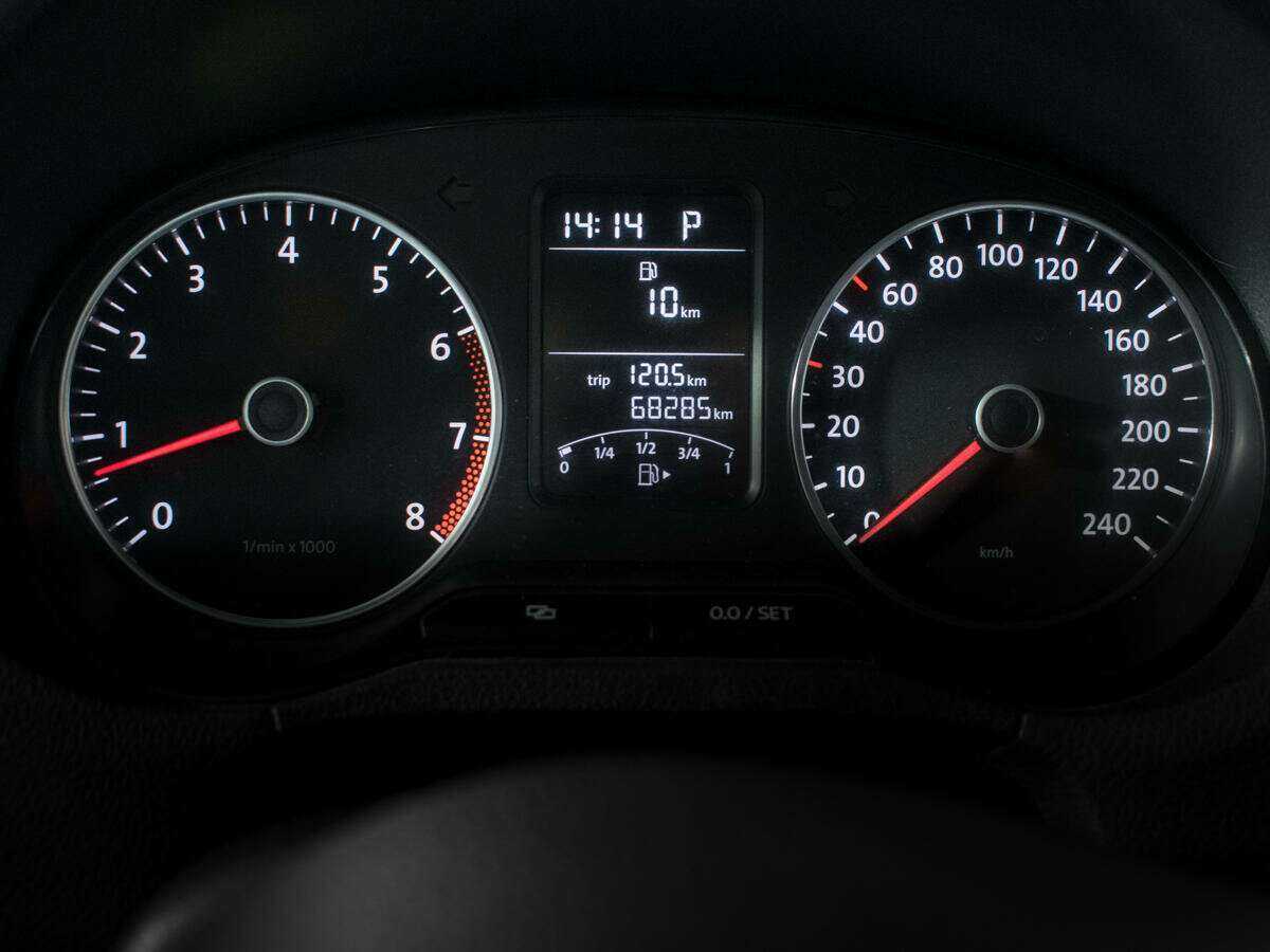 Купить Volkswagen Polo, 2012, 68 085 км, фото №11