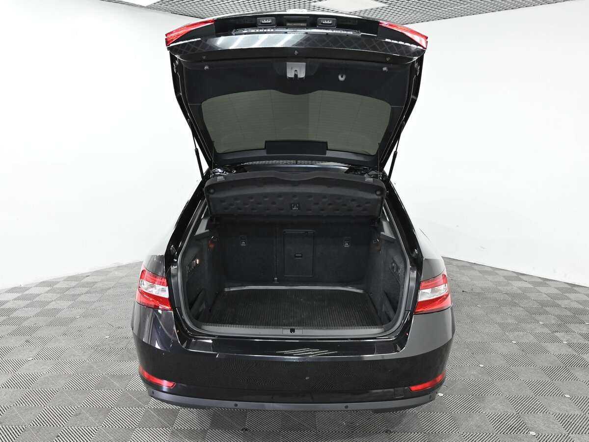 Купить Skoda Superb, 2016, 118 000 км, фото №11