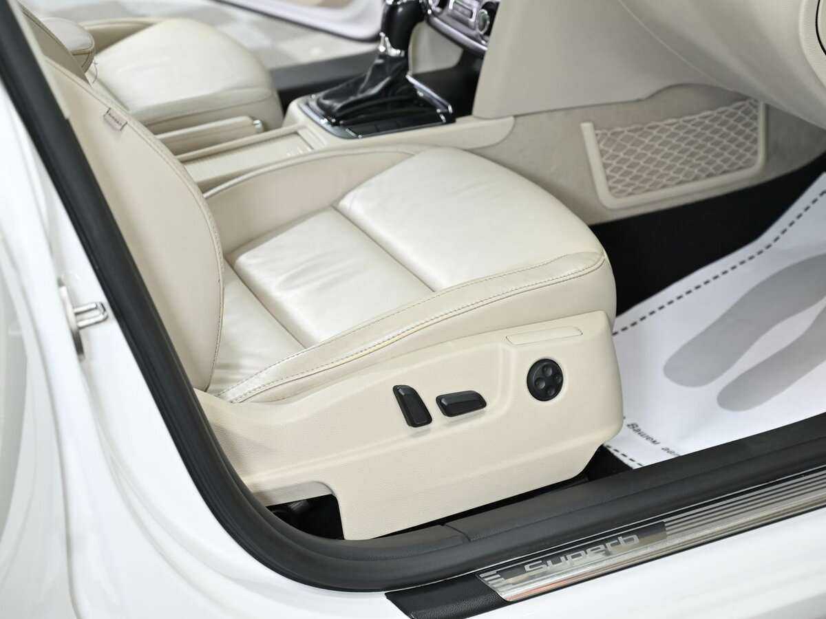 Купить Skoda Superb DSG, 2013, 119 000 км, фото №15