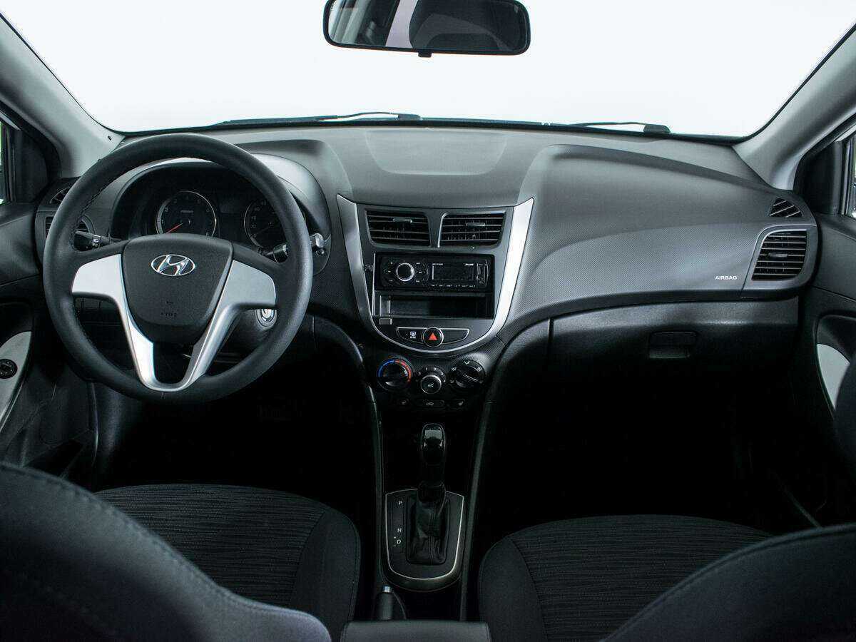 Купить Hyundai Solaris, 2015, 207 000 км, фото №12