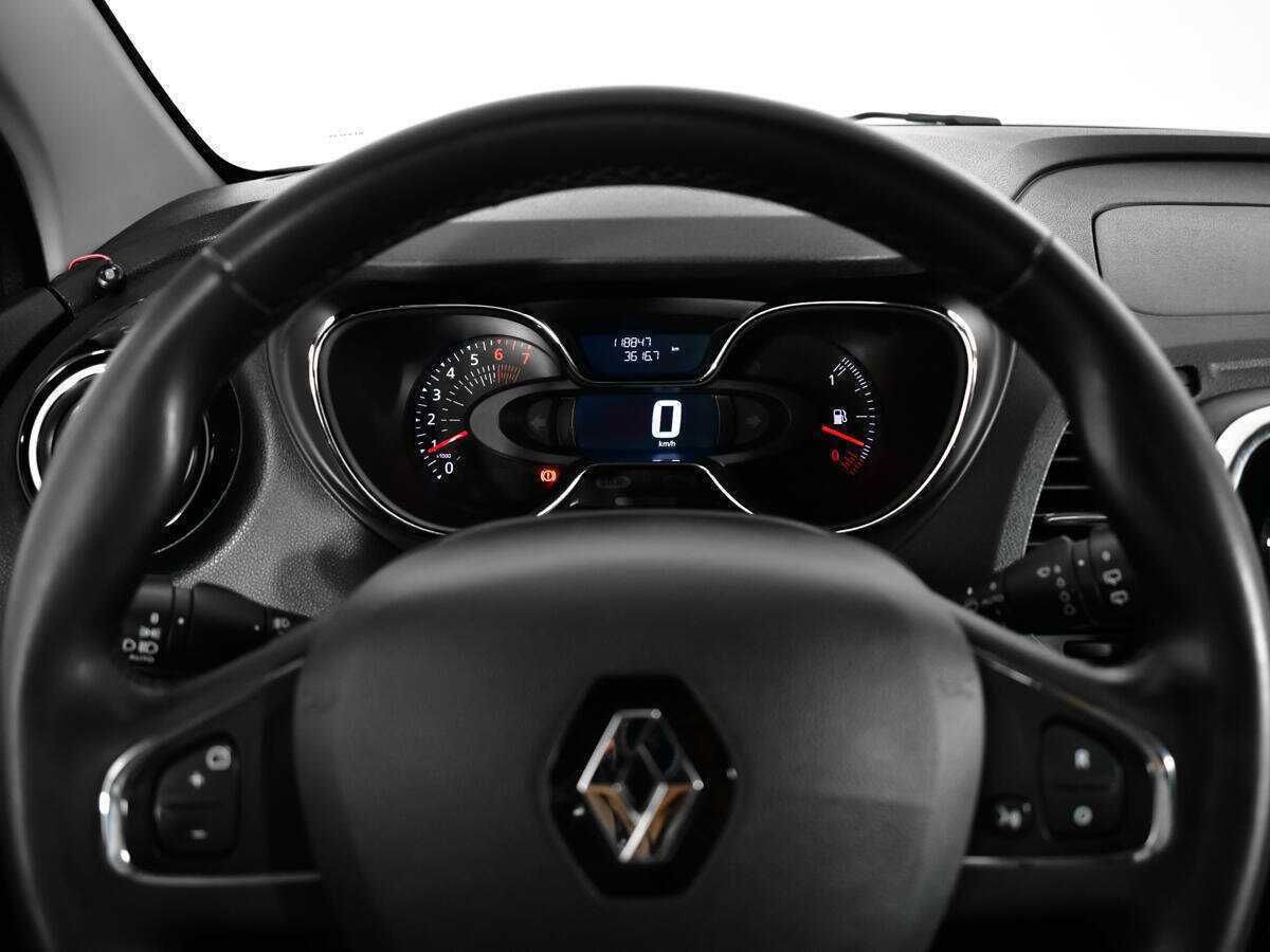 Купить Renault Kaptur, 2017, 118 846 км, фото №11