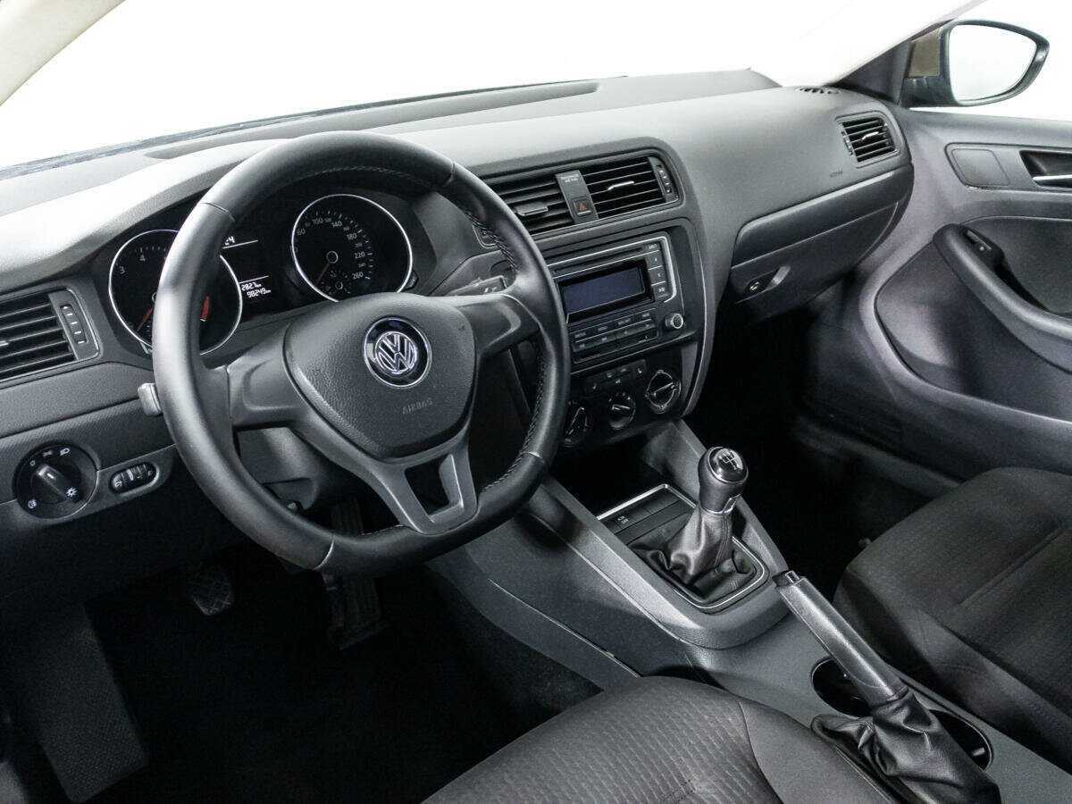 Купить Volkswagen Jetta, 2015, 98 142 км, фото №11