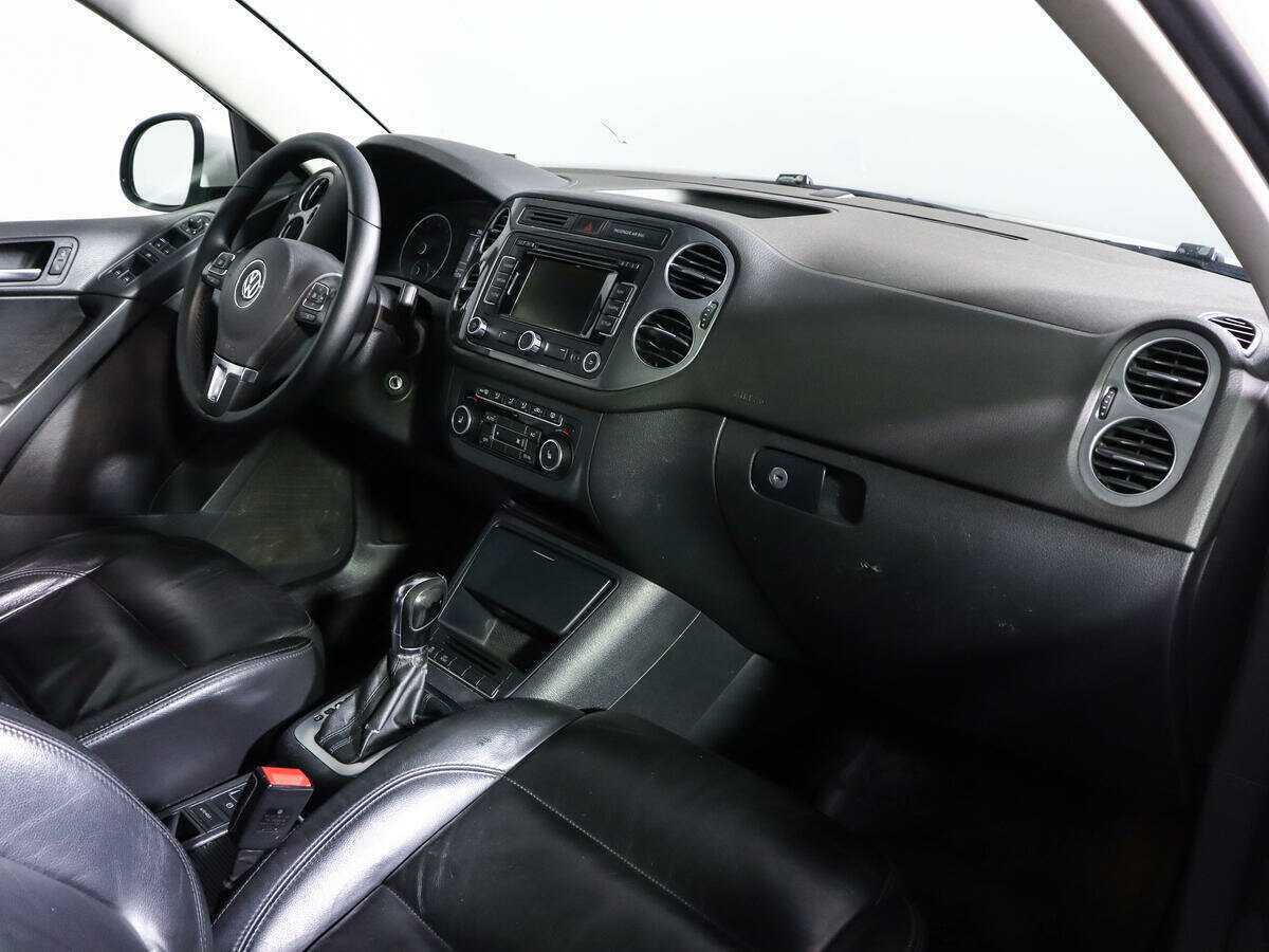 Купить Volkswagen Tiguan, 2012, 232 365 км, фото №8