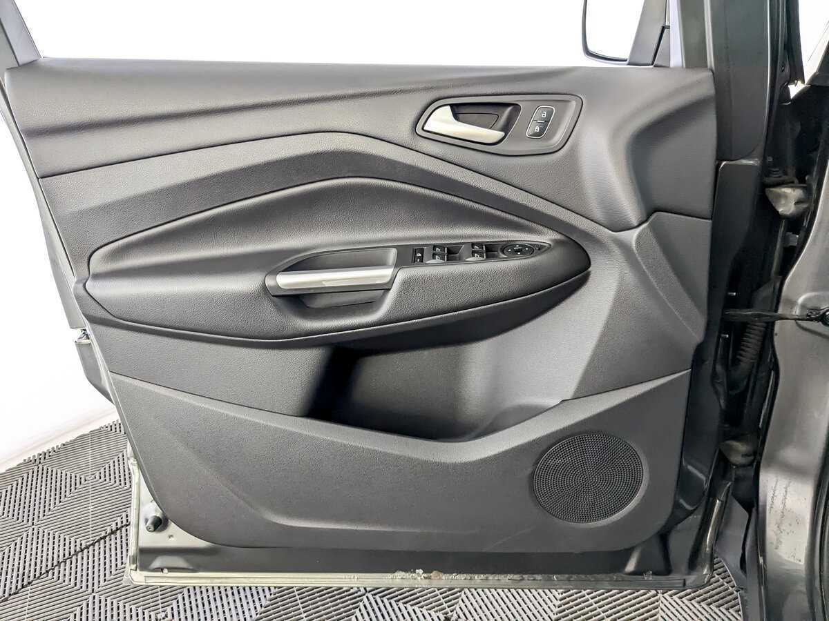 Купить Ford Kuga, 2018, 111 000 км, фото №15