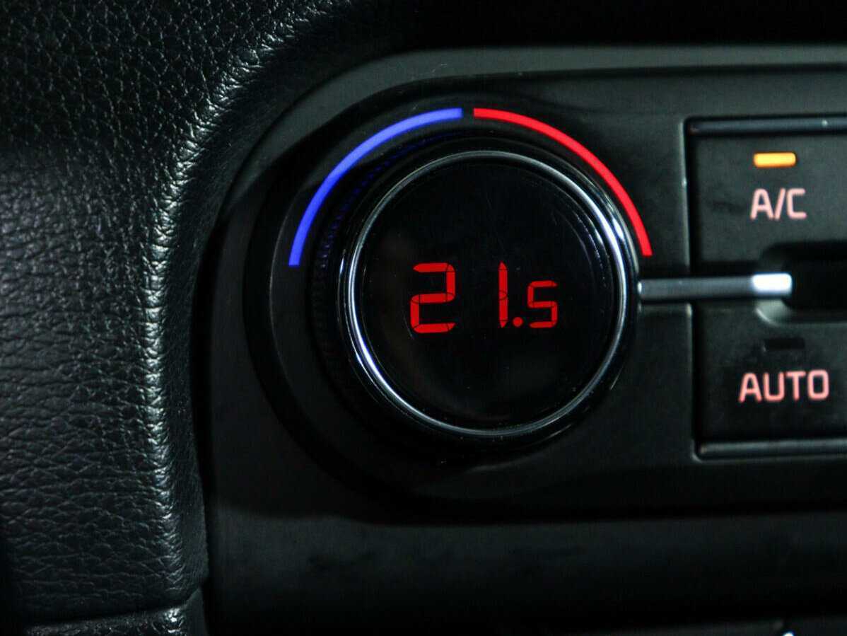 Купить Kia Ceed, 2019, 131 118 км, фото №17