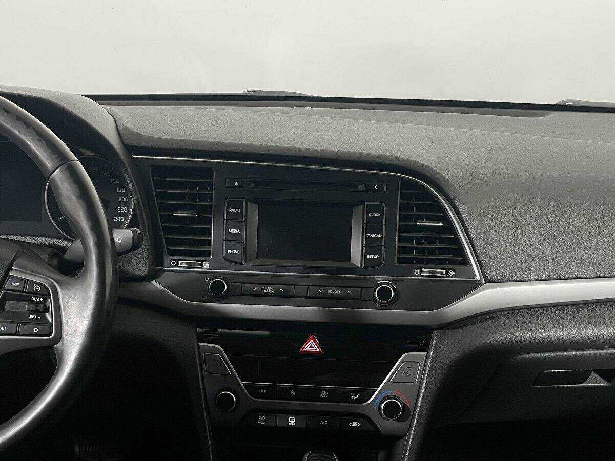 Купить Hyundai Elantra, 2018, 192 691 км, фото №12