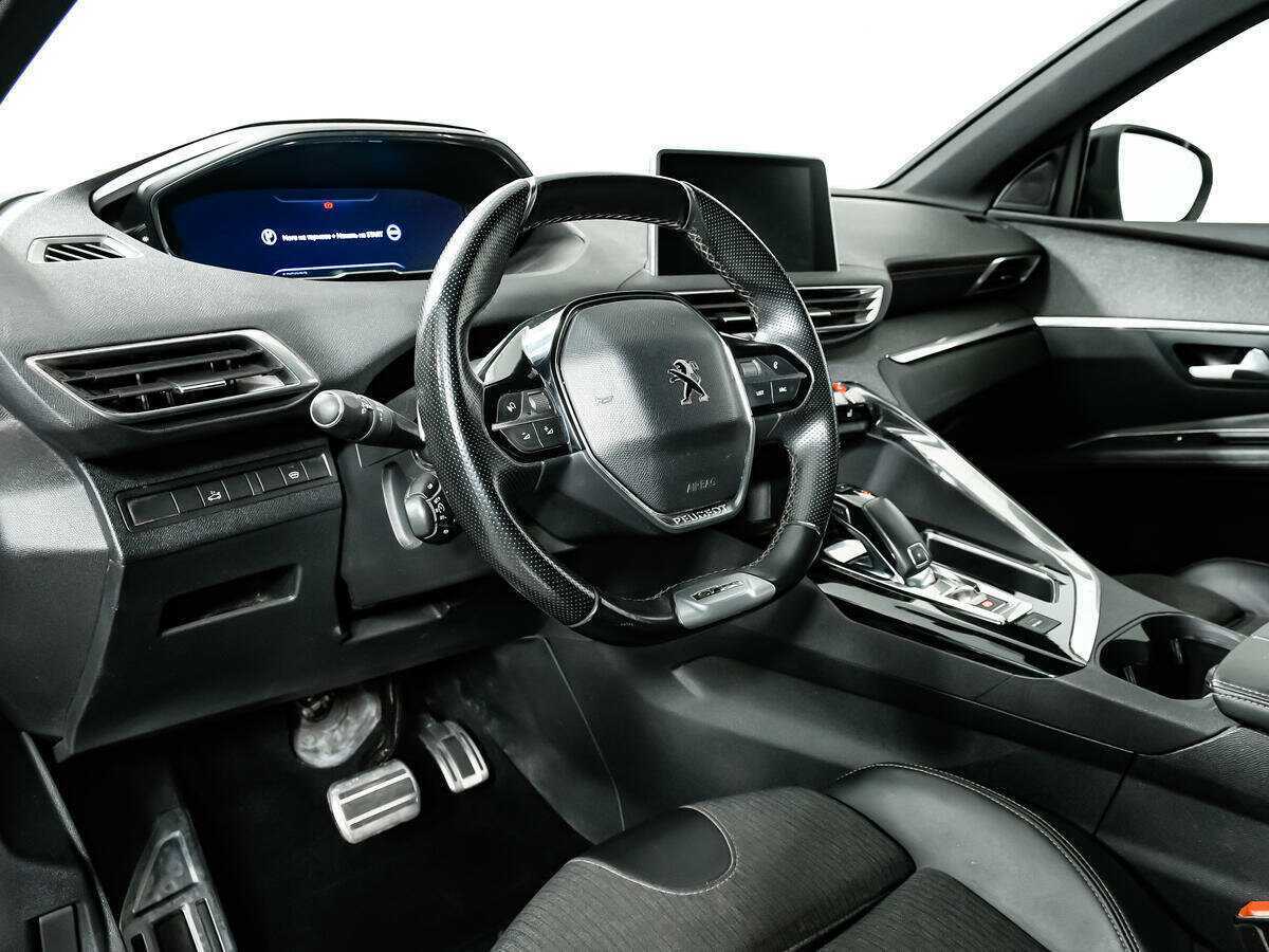 Купить Peugeot 3008, 2017, 106 500 км, фото №12