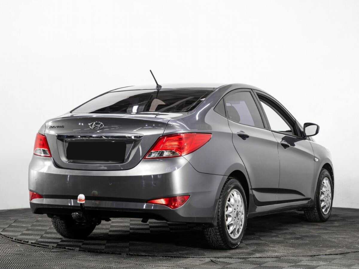 Купить Hyundai Solaris, 2016, 49 593 км, фото №4