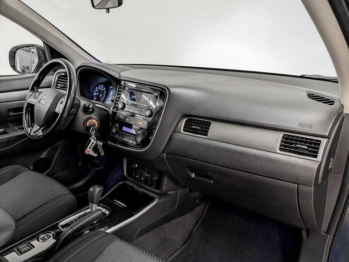 Купить Mitsubishi Outlander, 2017, 168 002 км, фото №11
