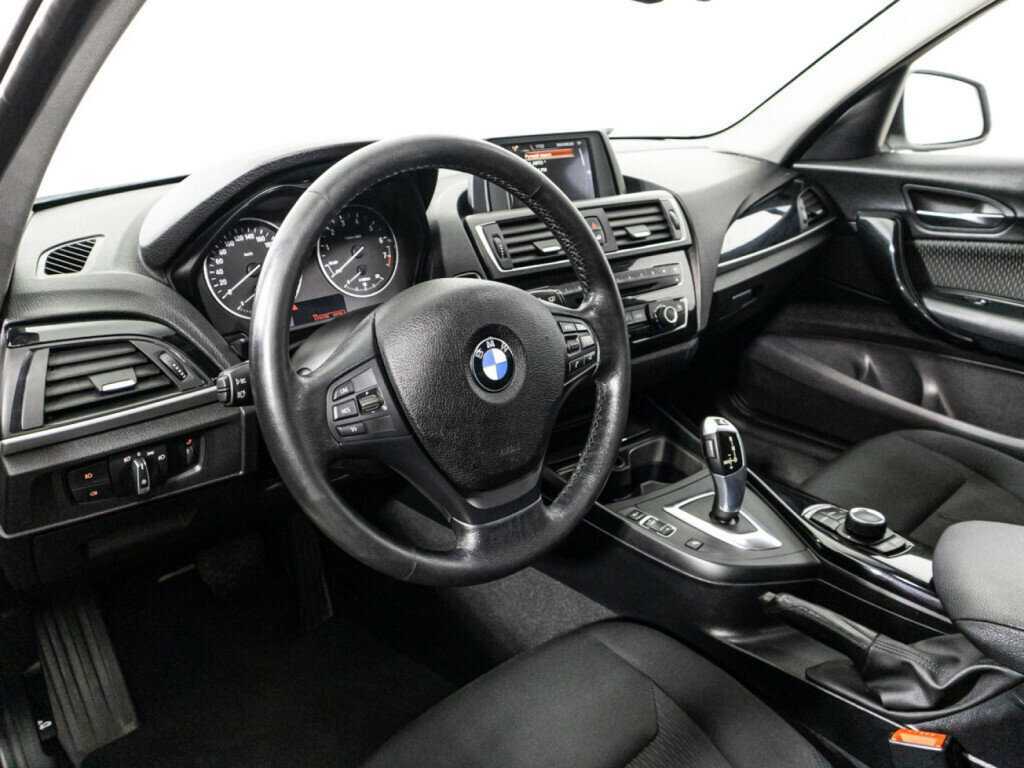 Купить BMW 1 серии 120i, 2016, 172 177 км, фото №11