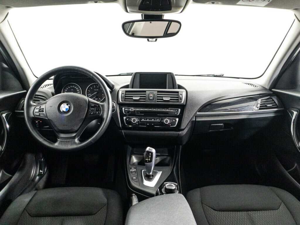 Купить BMW 1 серии 120i, 2016, 172 177 км, фото №13