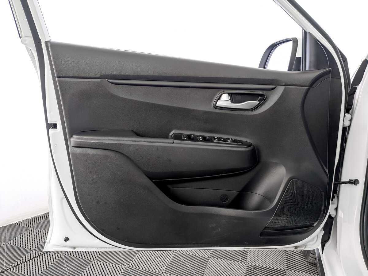 Купить Kia Rio X-Line, 2019, 151 365 км, фото №19