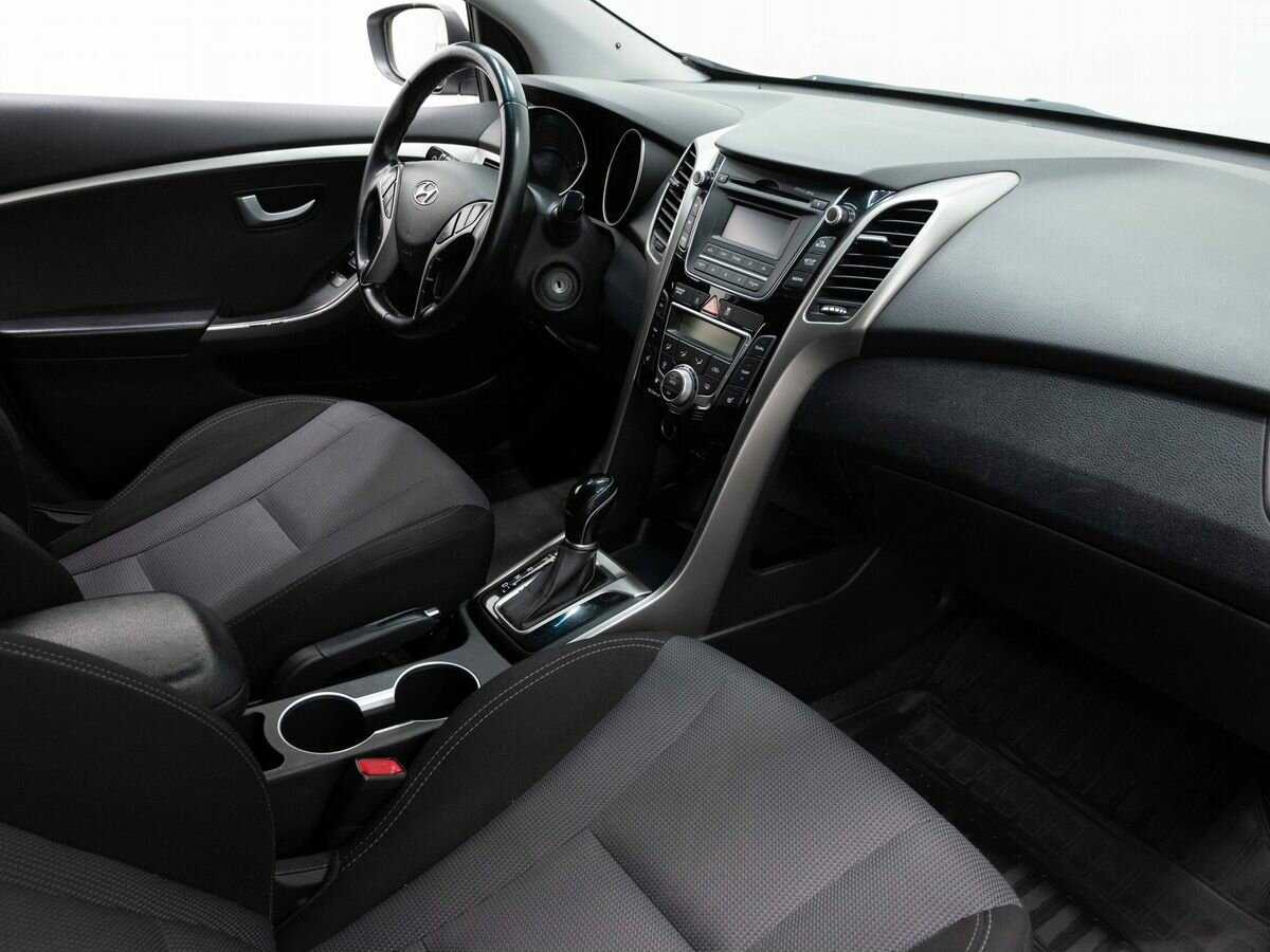 Купить Hyundai i30, 2013, 177 420 км, фото №11