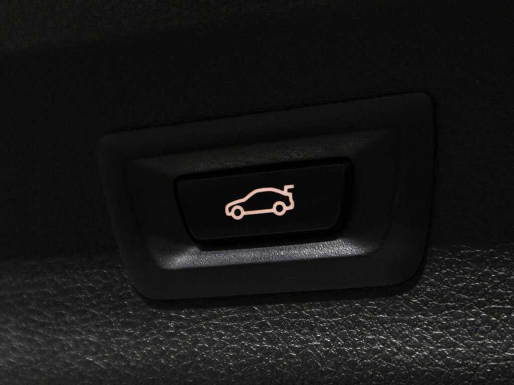 Купить BMW 3 серии Gran Turismo 320i xDrive, 2013, 251 966 км, фото №16