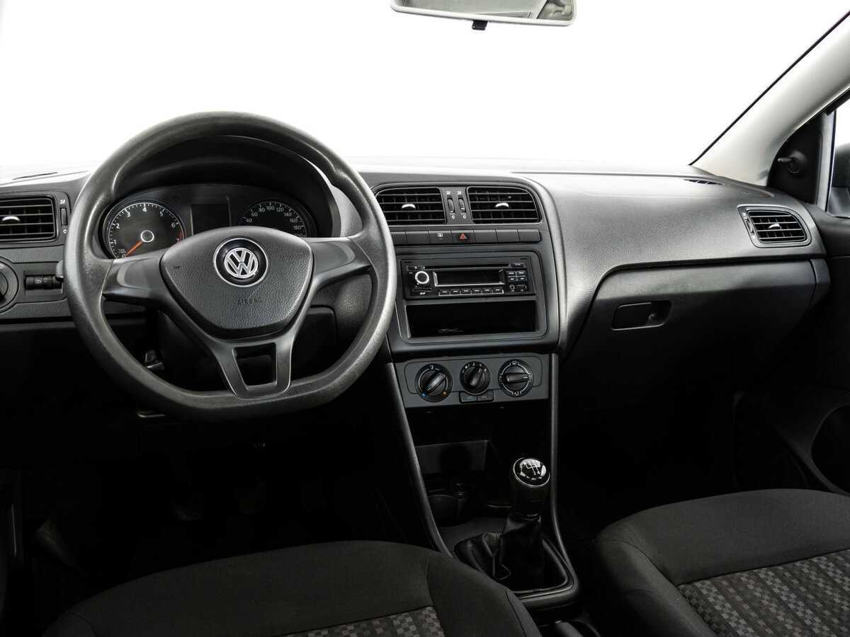 Купить Volkswagen Polo, 2017, 156 000 км, фото №9