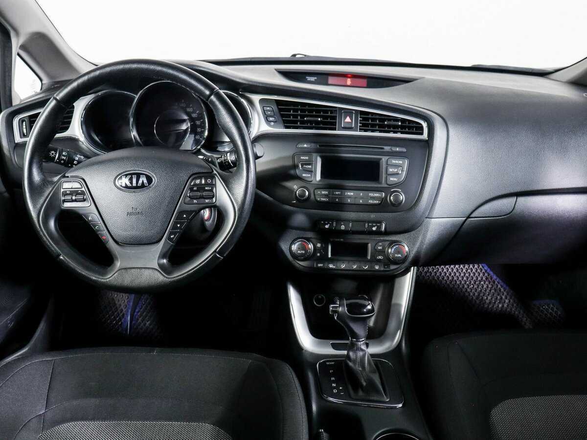 Купить Kia Ceed, 2016, 67 931 км, фото №9