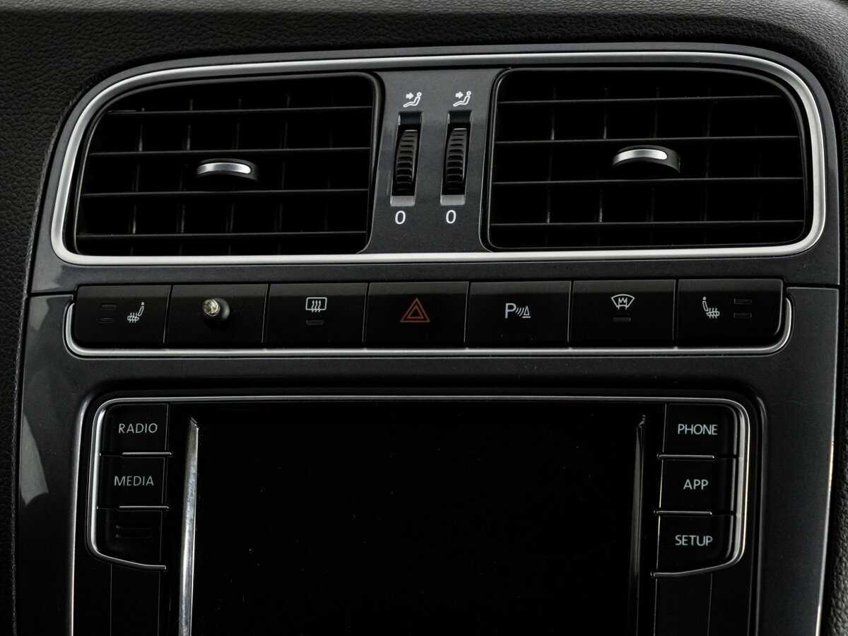 Купить Volkswagen Polo, 2018, 196 944 км, фото №11