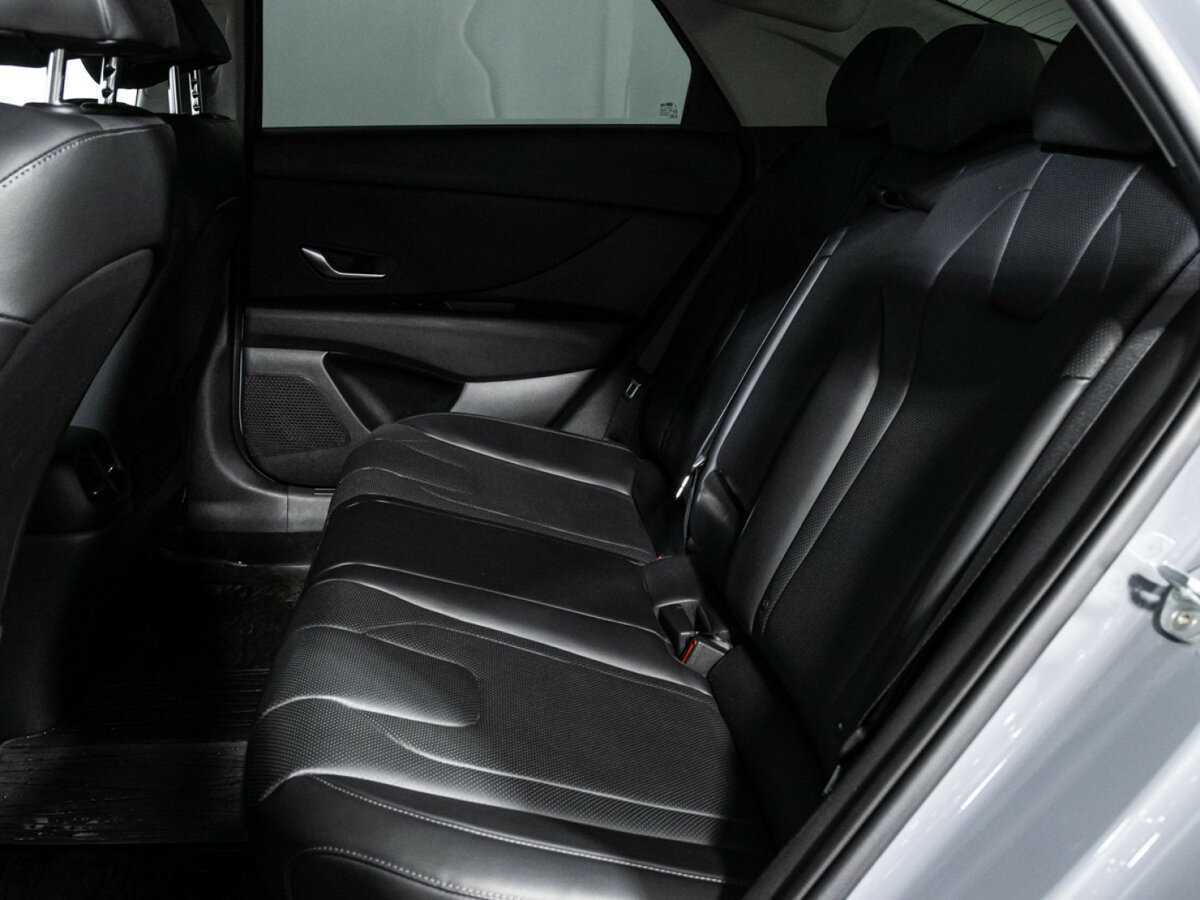 Купить Hyundai Elantra, 2021, 50 700 км, фото №10