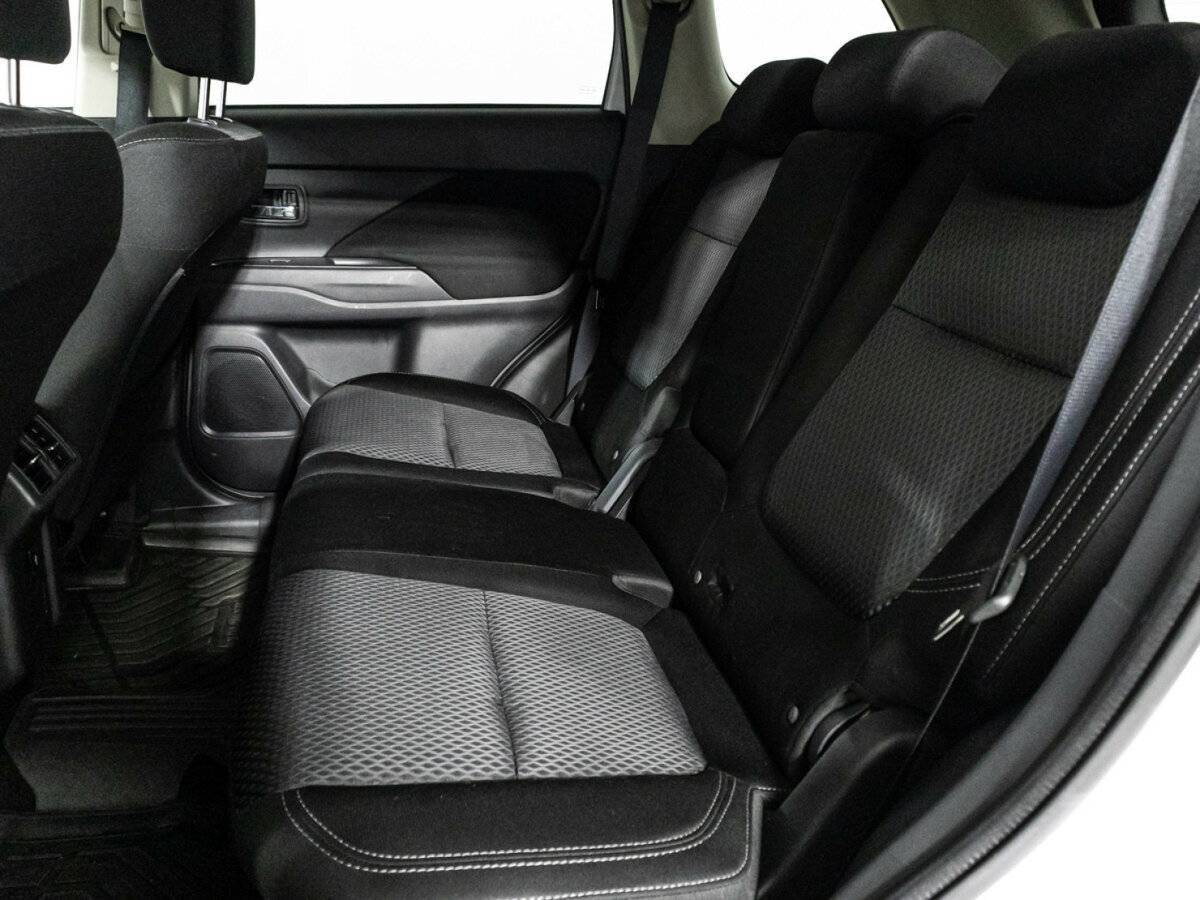 Купить Mitsubishi Outlander, 2018, 70 460 км, фото №10