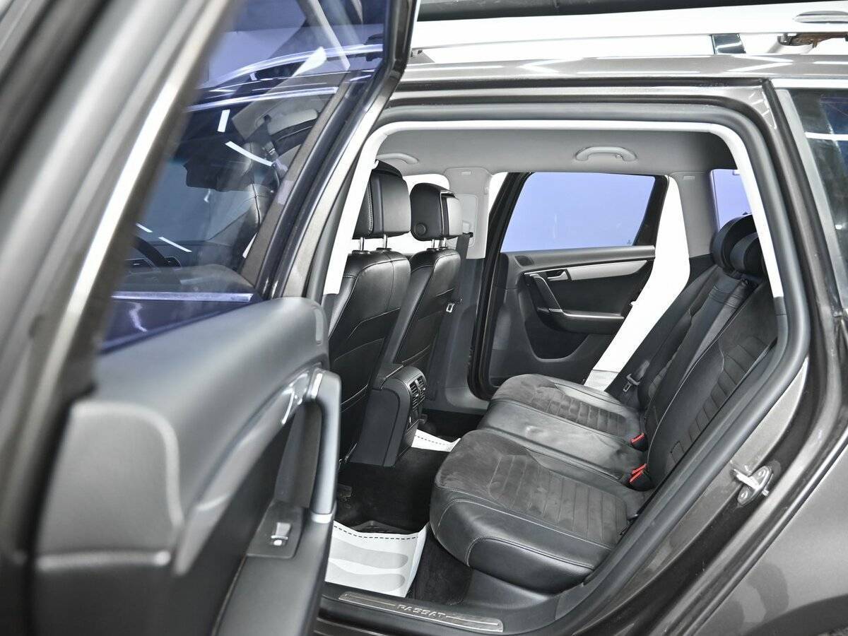 Купить Volkswagen Passat, 2012, 121 000 км, фото №14