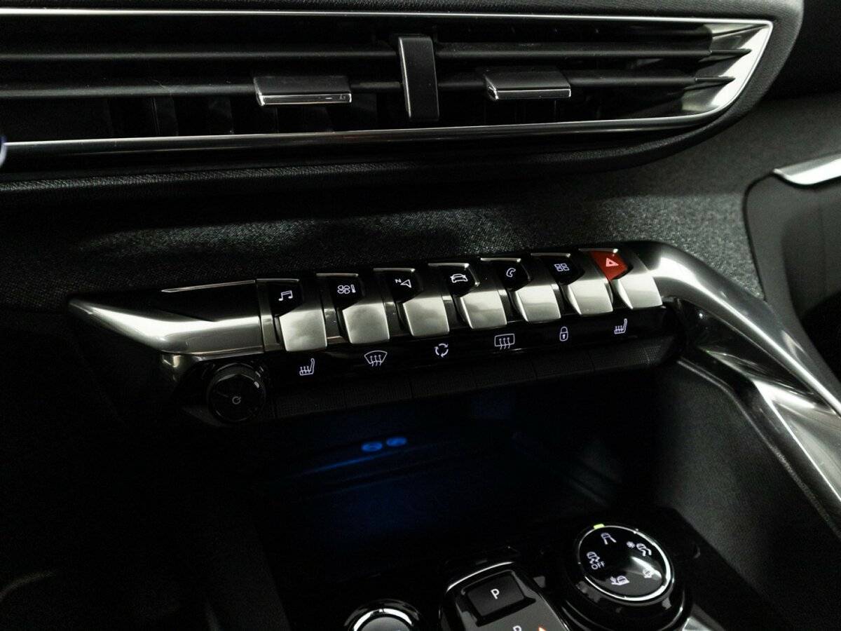 Купить Peugeot 3008, 2017, 101 108 км, фото №18