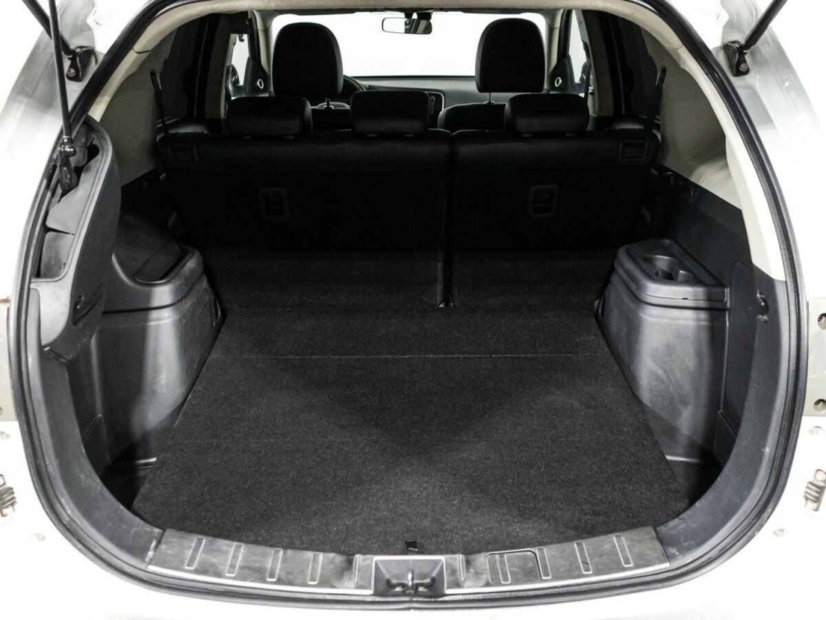 Купить Mitsubishi Outlander III Рестайлинг, 2014, 175 868 км, фото №14