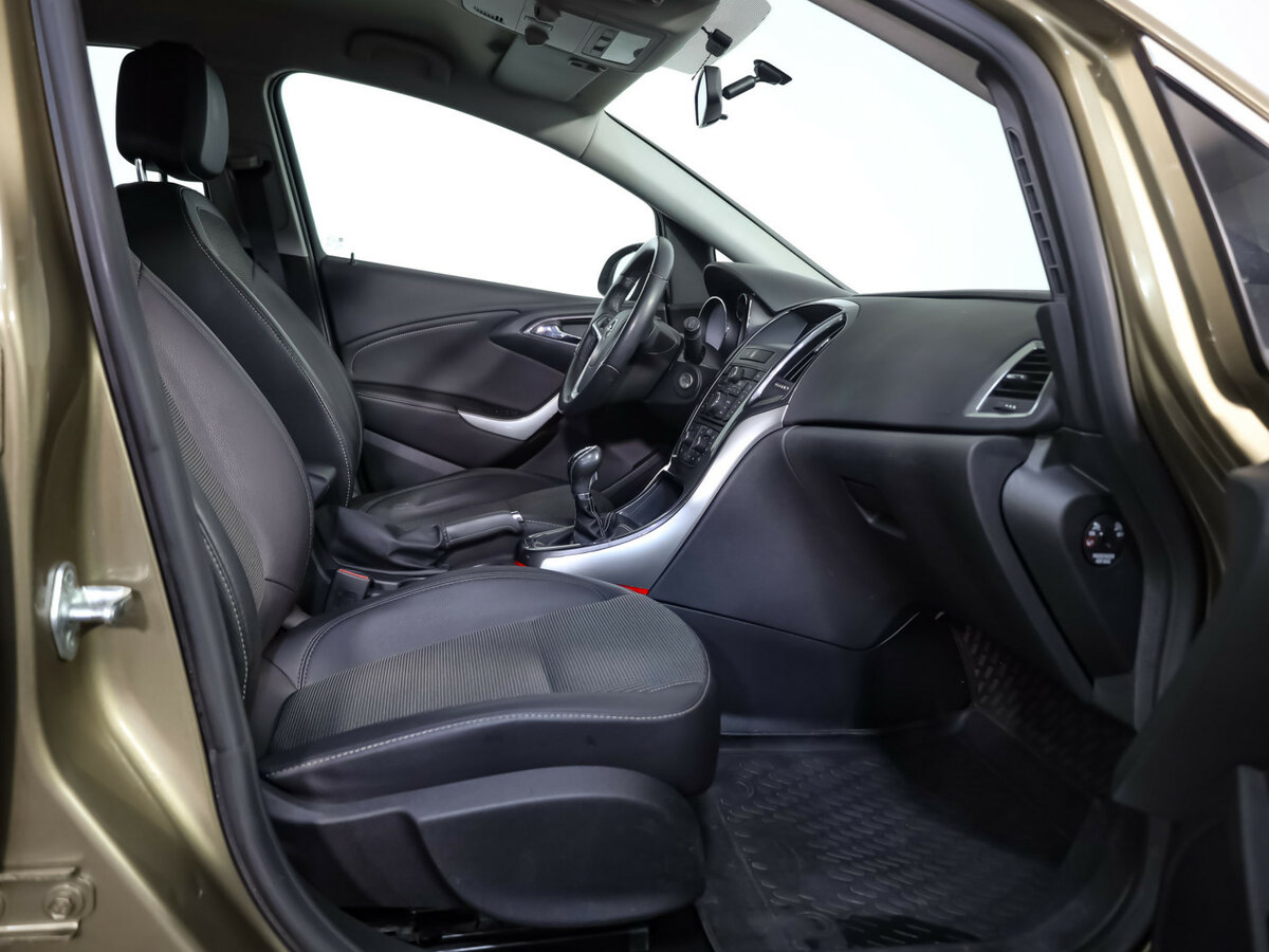 Купить Opel Astra J, 2012, 101 416 км, фото №17